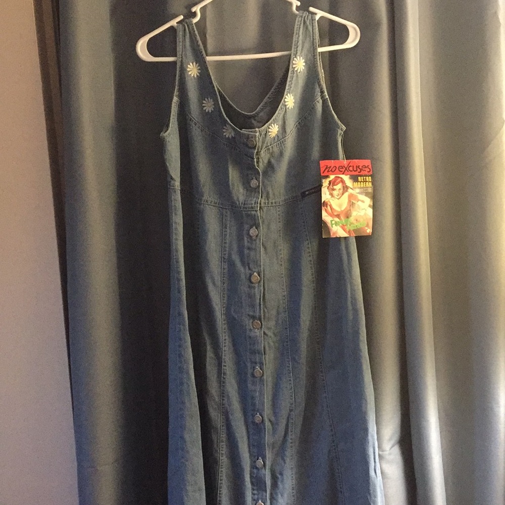 Denim daisy dress *vintage*